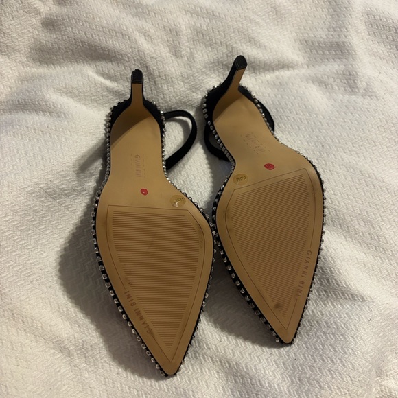 Gianni Bini Black Heels - Picture 3 of 6